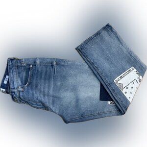 EUC Kensie Jeans SZ 6/28 blue 5-pocket jeans w/bandana accents/waist 30”-32”